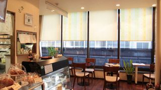 東口駅前の入りやすいcafe