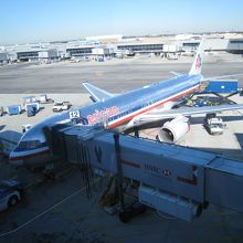 ラウンジから見たシップ