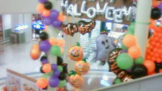 電車でも車でも便利です