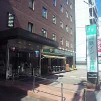 １階にフレッシュネスバーガーがある