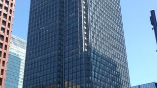 新しい「丸の内ビルディング」ではありません。