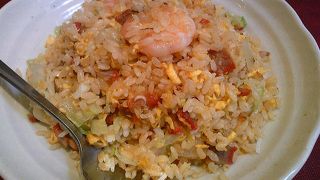 日赤通りの中華料理店