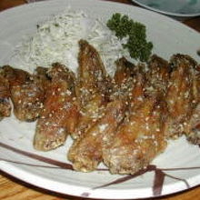 元祖手羽先唐揚げとのころ。