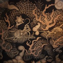 迫力のある双龍図です