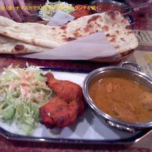 ナンが大きい！