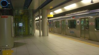 パシフィコ横浜の玄関口