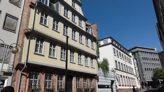 一部のスタッフの態度がよくない・・・・・