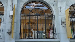 高品質だが、デザインが保守的すぎるかも