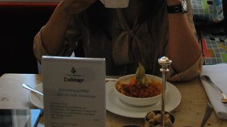 カフェのブリュレが美味しい♪