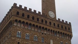 フィレンツェの中心にある宮殿。