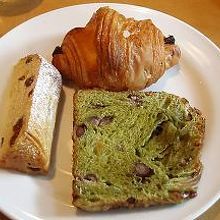 食べ放題のパンたち