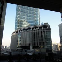 大阪駅構内から北梅田ビル