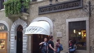 買い物、食事などいろいろ便利。