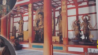 仮金堂は特別公開中です