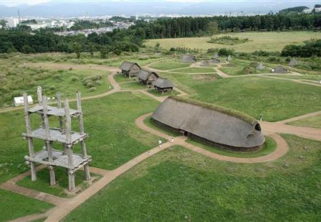 例の臭いの凄い竪穴式住居です