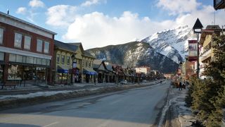 バンフのメインストリート