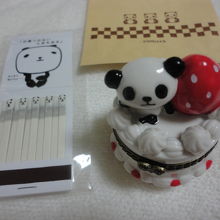 パンダマッチ189円・小物入れ399円