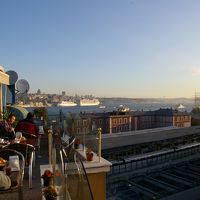 Hurriet Hotel 朝食風景（屋内もあります）