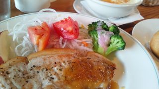 自然の恵みたっぷり、野菜たっぷりレストラン