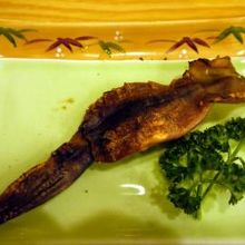 イカの丸干し ￥３６０− 