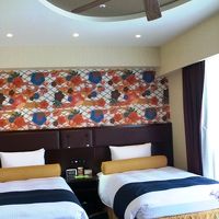 部屋とか琉球の絵柄がつかわれていたり沖縄らしさがあります