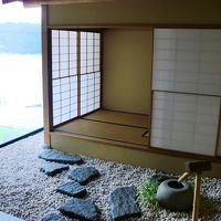 この茶室が部屋のなかにあるのです。眺望もばっちり