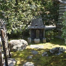 村田珠光のお墓です