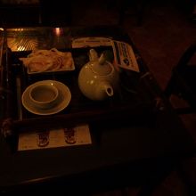 最初に出てくるお茶のサービス