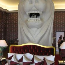 マーライオンホテルの中