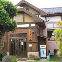 図書館のうち、旧陳列館