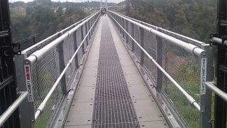 ただのつり橋ではない！すごい絶景！