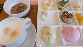 こじんまりしたバイキングレストラン！ホテルですが内容から手軽なので小さい子供連れでもＯＫ