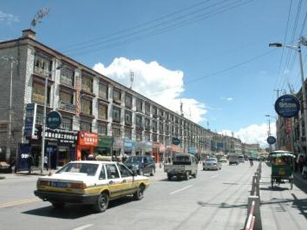 Vienna Zhihao Hotel (Lhasa Potala Palace Plaza) 写真
