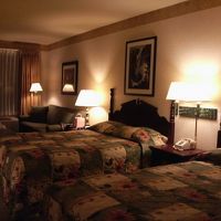 応接セットもある広い部屋です