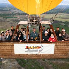 ここの催行会社はネットにＵＰすると写真データもらえます