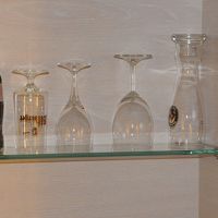 ドイツらしいビヤグラス　コーラ瓶は大きさの目安