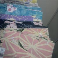 色とりどりの浴衣から好きな柄を選ばせていただきました。