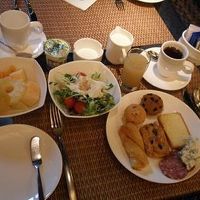 朝のビュッフェ