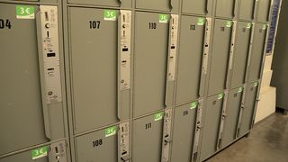 ヘルシンキ中央駅構内のコイン・ロッカー