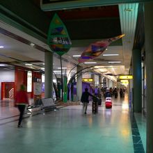 到着・出発ロビー