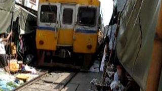 車掌室が特等席！