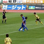 甲府中銀スタジアムのヴァンフォーレ甲府VS京都サンガF.C.戦