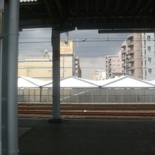 駅ホーム
