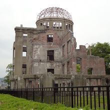 有名な原爆ドーム