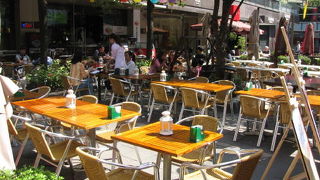 国慶節、昼間の新天地は元々中国人の観光客は少ない場所なので混雑は見られません。