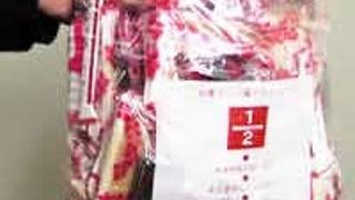 信玄餅のアウトレット！詰め放題210円！