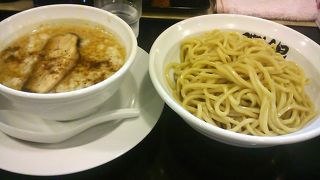 こってりとしたスープが合いますね