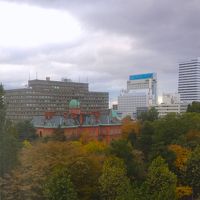 客室の窓から見えた赤レンガ庁舎