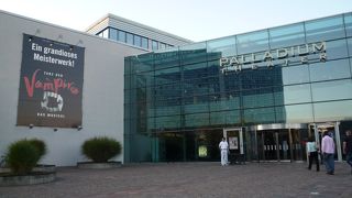 パラディウム シアター