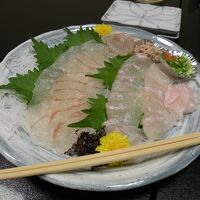 オプションでお願いした、ひらめのお造りです！（ぜいたく）